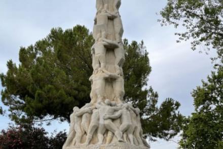 Imatge del monument als castellers, el Vendrell
