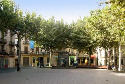 Imatge de la Plaça Nova, el Vendrell